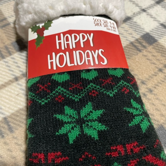 Winter Sherpa lined warm non skid cozy - Picture 1 of 5